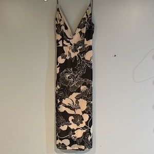 Windsor dress small black/cream floral calf length